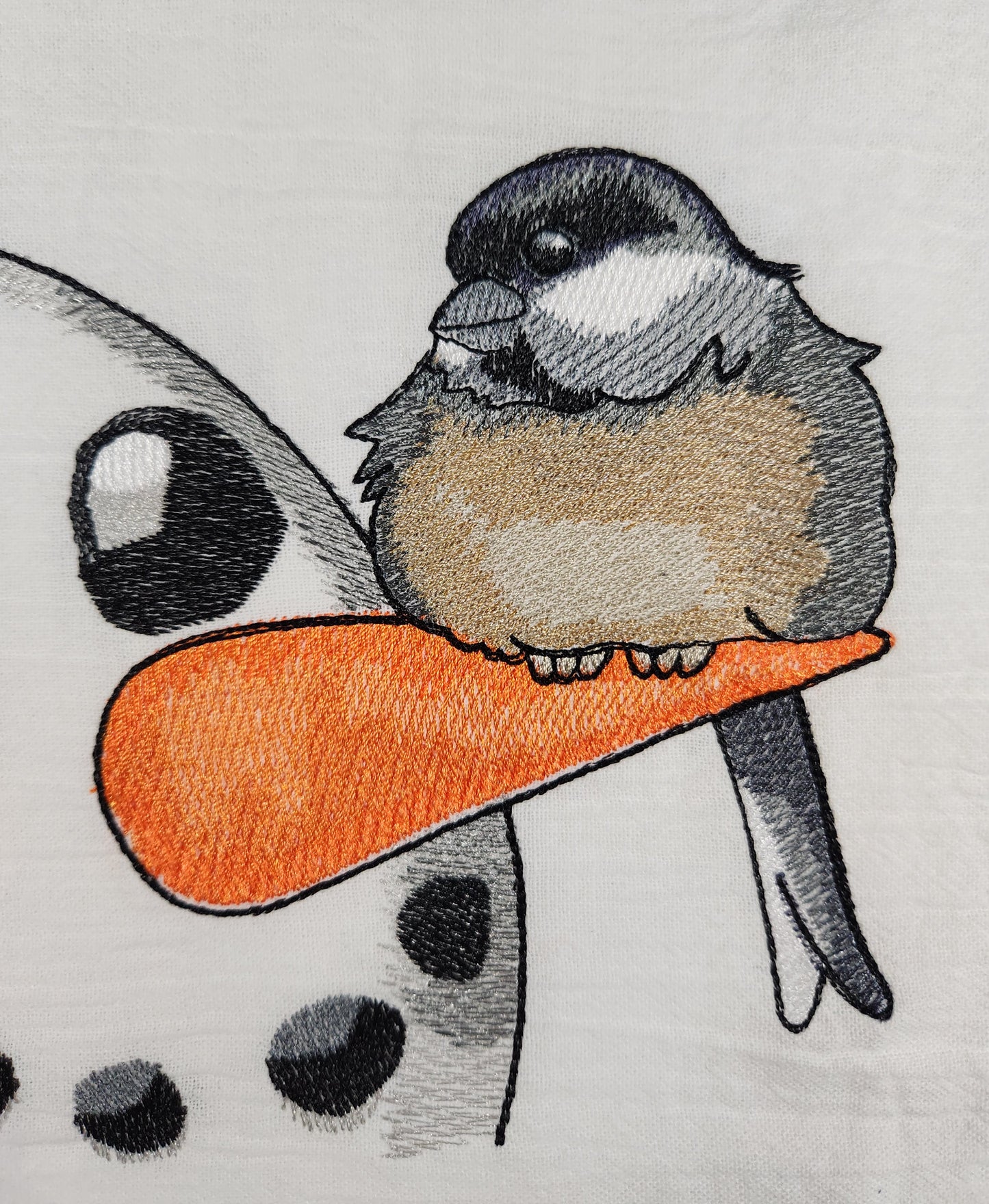 Snowman Towel, Christmas Tea Towel, Embroidered Dish Towel, Flour Sack Tea Towel, Kitchen Tea Towel, Bird Lover Gift, Winter Decor