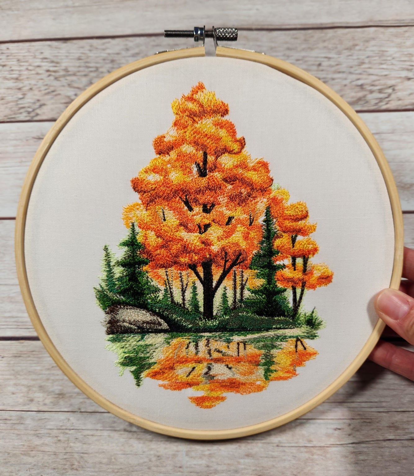 Fall Finished Embroidery, 8" Hoop, Fall Wall Decor, Autumn Leaves Embroidery, Embroidered Wall Hoop Art, Gift for Friend