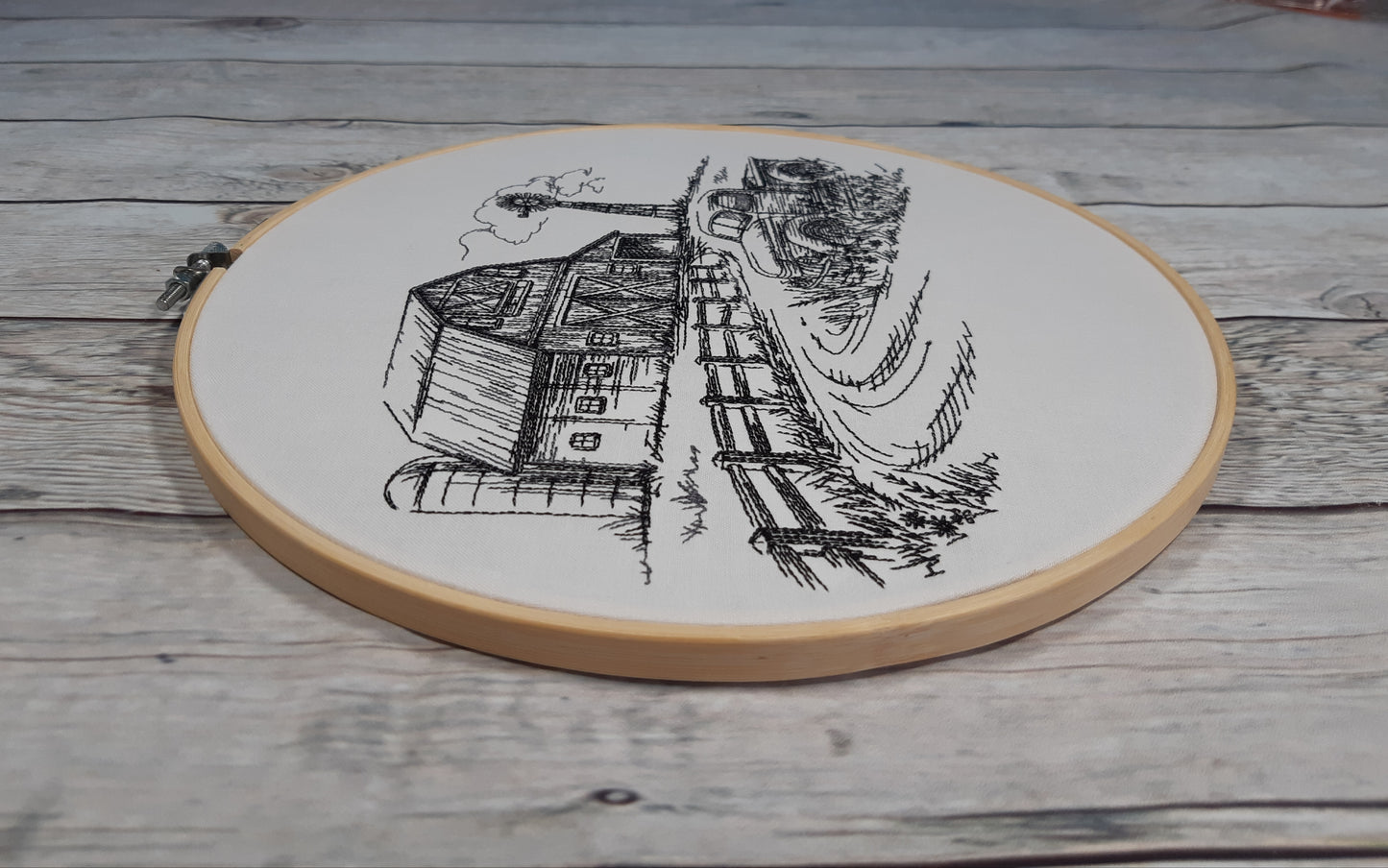 Embroidered Barn Scene, 10 inch Hoop, Farm Wall Art