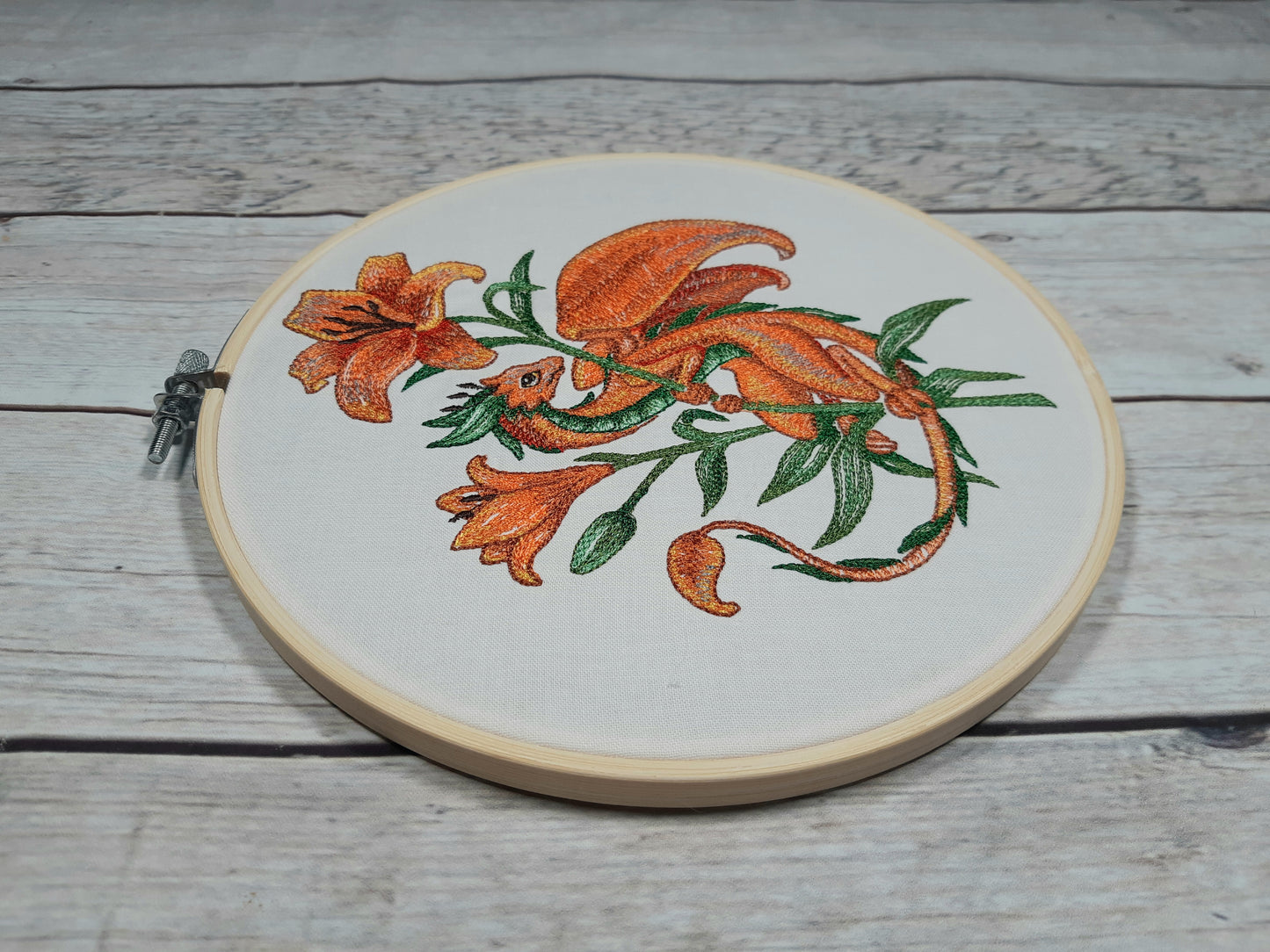 Dragon Wall Decor, 8 inch hoop, Embroidered Hoop, Summer Wall Decor