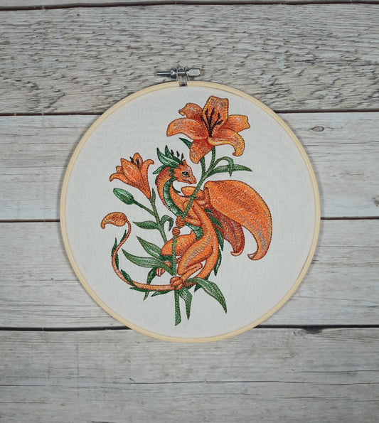 Dragon Wall Decor, 8 inch hoop, Embroidered Hoop, Summer Wall Decor