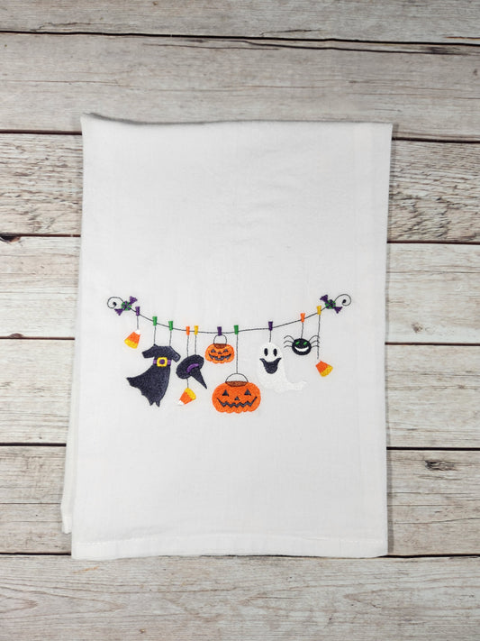 Halloween Decor, Embroidered Kitchen Towel, Flour Sack Towel, Halloween Dish Towel