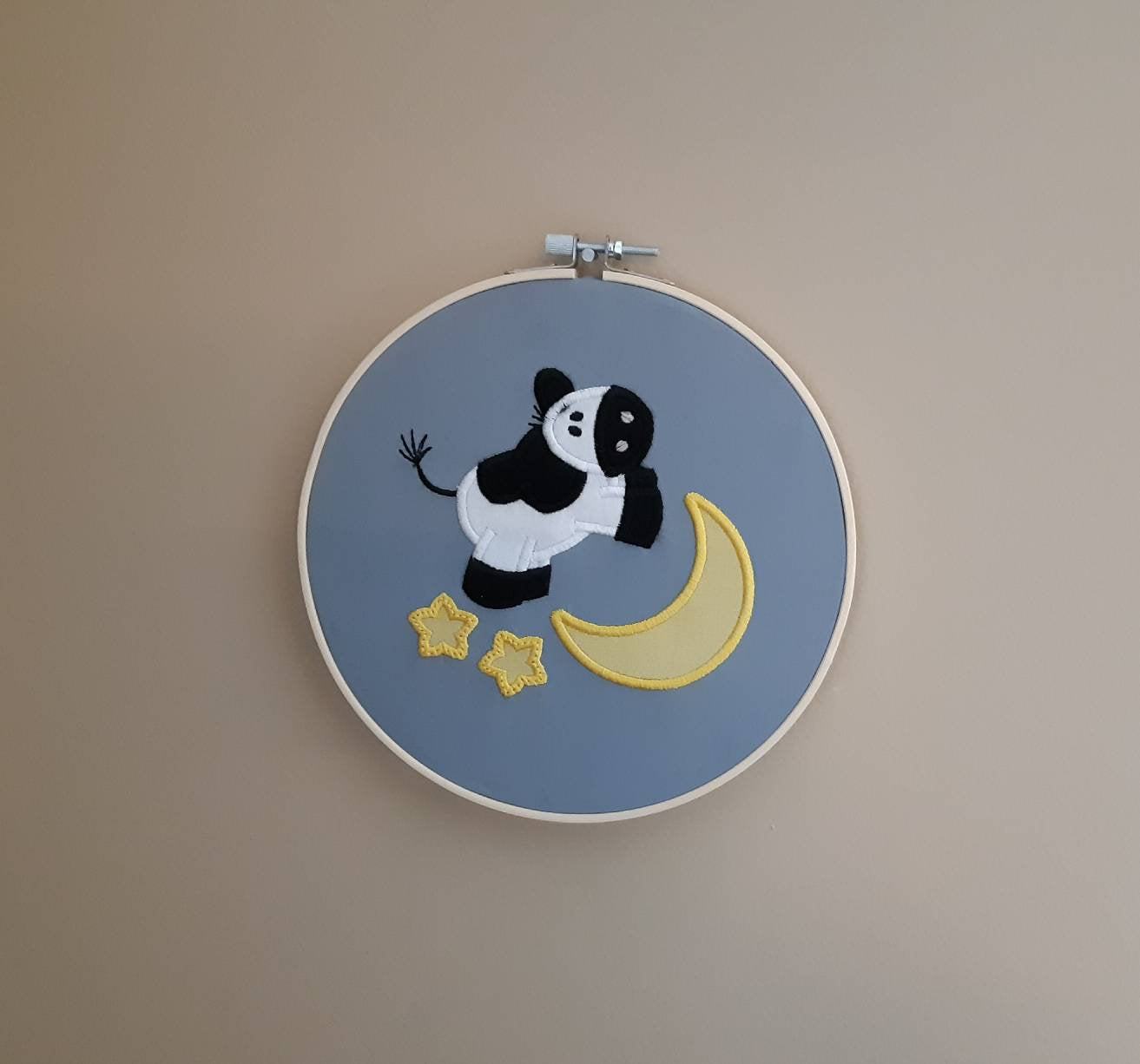 Cow Jumping Over the Moon Appliqued Wall Art, 8" Hoop