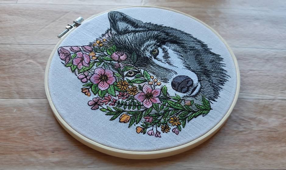 Embroidered Wolf Wall Hoop Art, 8" hoop