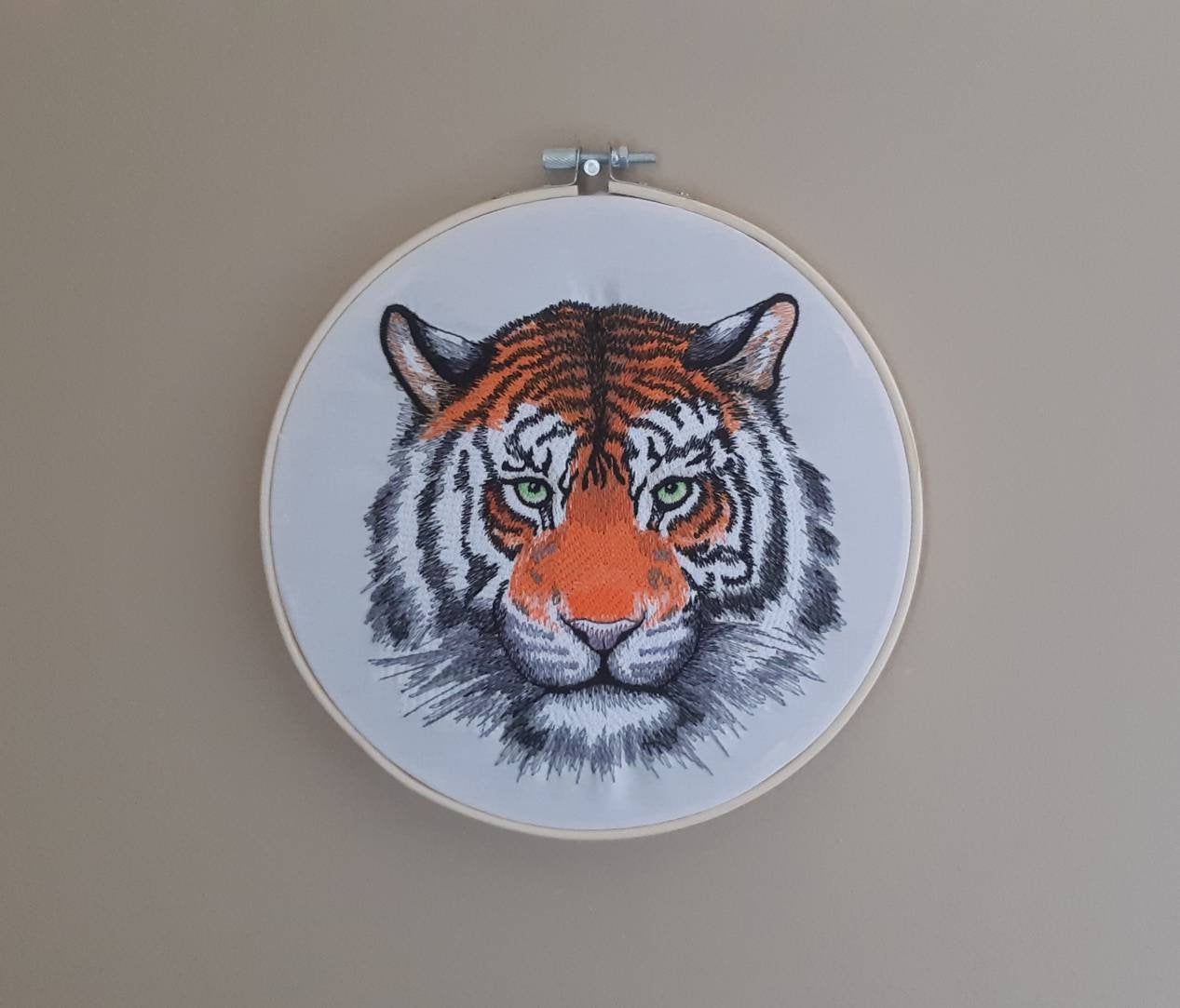 Embroidered Tiger Hoop Art, 8" hoop